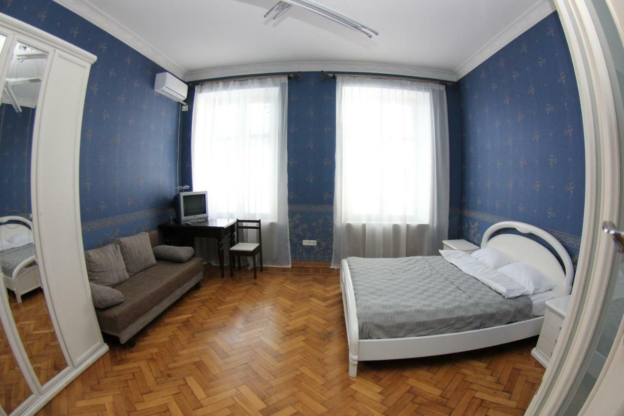 Orpheus Hostel And Apartments Odessza Kültér fotó